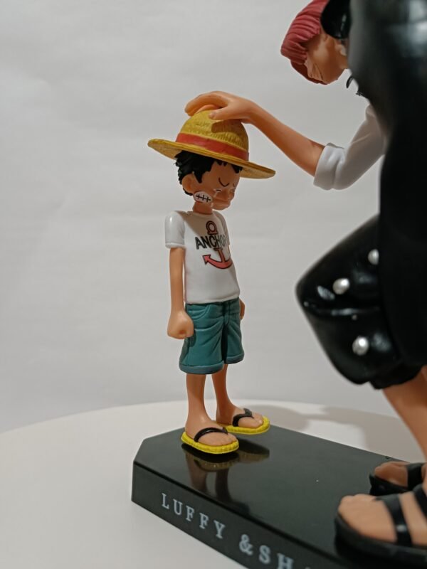 Luffy y Shanks - Imagen 4